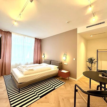 Stayzz By Homyzz - Modern Studios Alsterdorf -Winterhude- Stadtpark ハンブルク エクステリア 写真