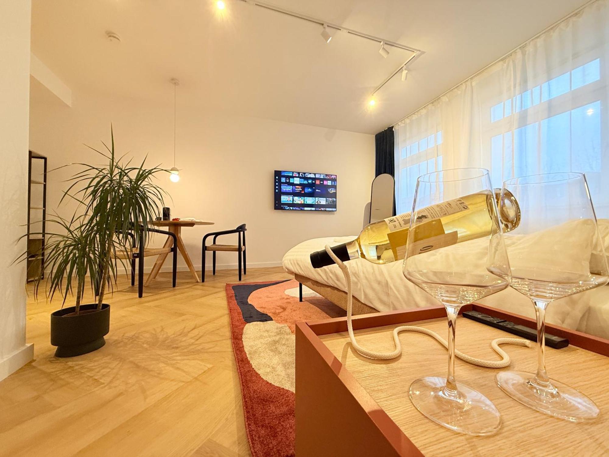 Stayzz By Homyzz - Modern Studios Alsterdorf -Winterhude- Stadtpark ハンブルク エクステリア 写真