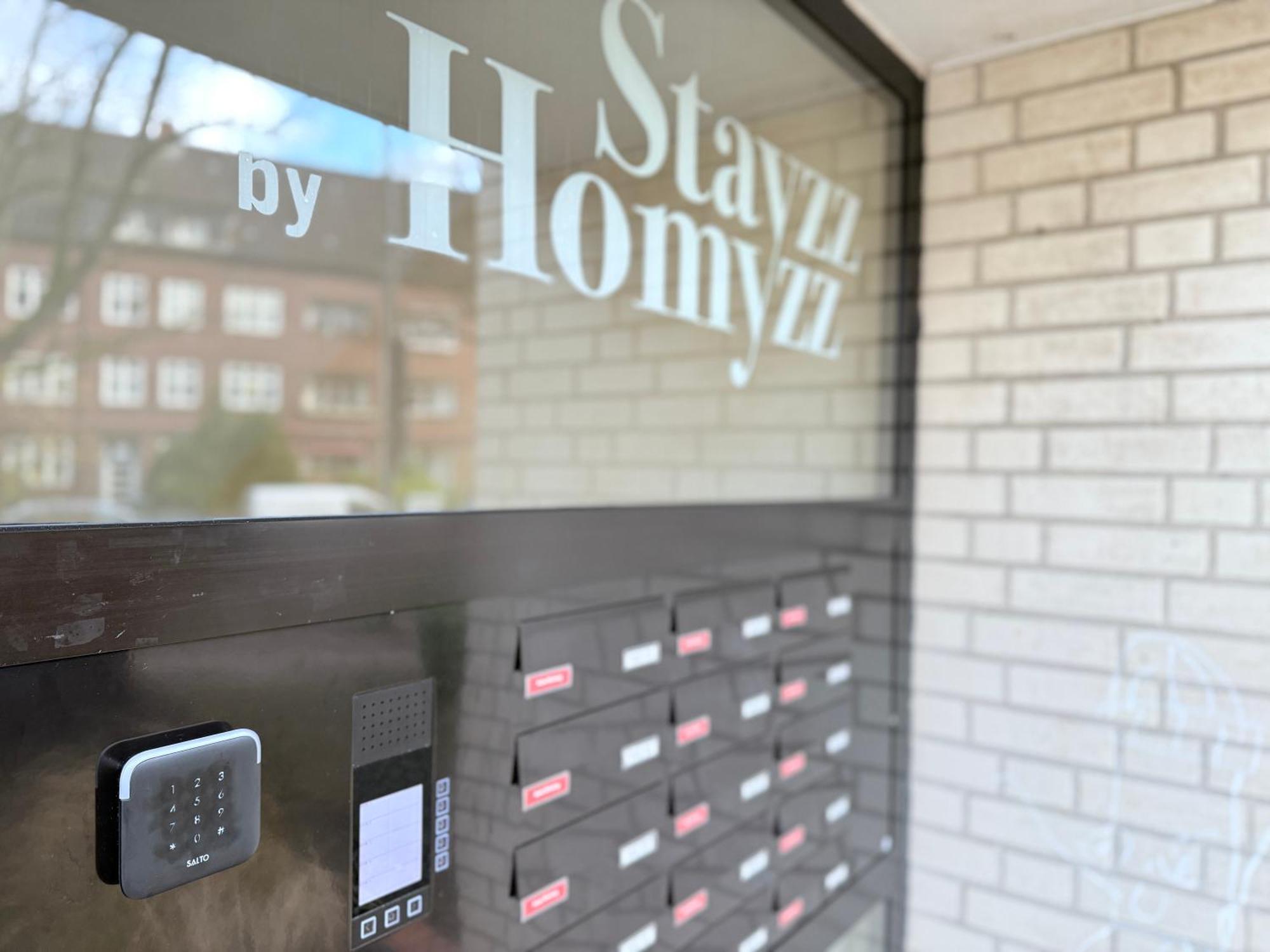 Stayzz By Homyzz - Modern Studios Alsterdorf -Winterhude- Stadtpark ハンブルク エクステリア 写真